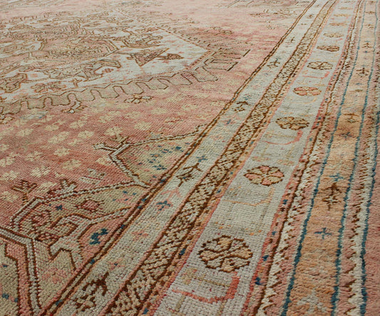 Antique Turkish Oushak Rug with Geometric Medallion by Keivan Woven Arts Antique Turkish Oushak rug with geometric medallion in Salmon background. Keivan Woven Arts / VR - 7884 / country of origin / type: Turkey / Oushak, circa Early - 20th century.... - Keivan Woven ArtsVR - 7884 - 1931Rug