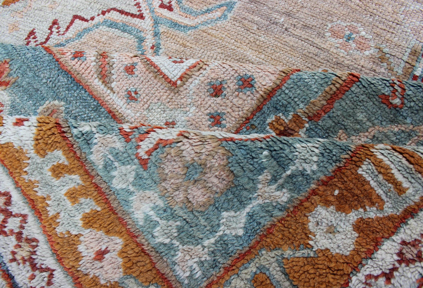 Antique Turkish Oushak rug in ice blue, taupe background and teal border. Keivan Woven Arts / rug VR - 7967, country of origin / type: Turkey / Oushak, circa Early - 20th century. Measures: 12'1 x 14'10. This magnificent Turkish Oushak carpet beautif... - Keivan Woven ArtsVR - 7967 - 385Rug
