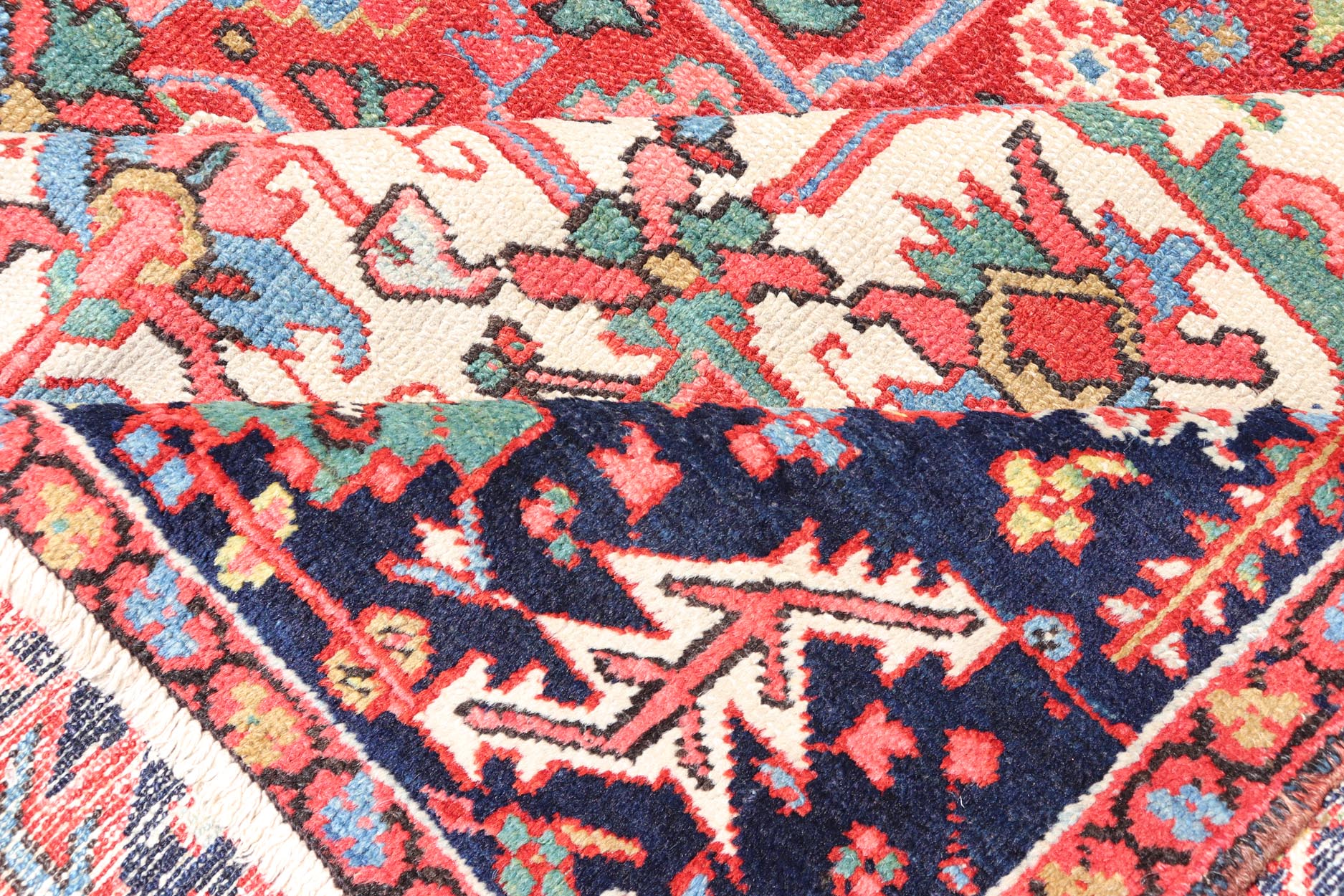 Antique Heriz Carpet with Stylized Central Medallion Set on Tomato Red Field. Antique Heriz Carpet with Stylized Central Medallion Set on Tomato Red Field. Keivan Woven Arts / Rug / VR - 8759 / country of origin / type: Persian / Serapi, circa ea... - Keivan Woven ArtsVR - 8759 - 1 - 24745Rugs