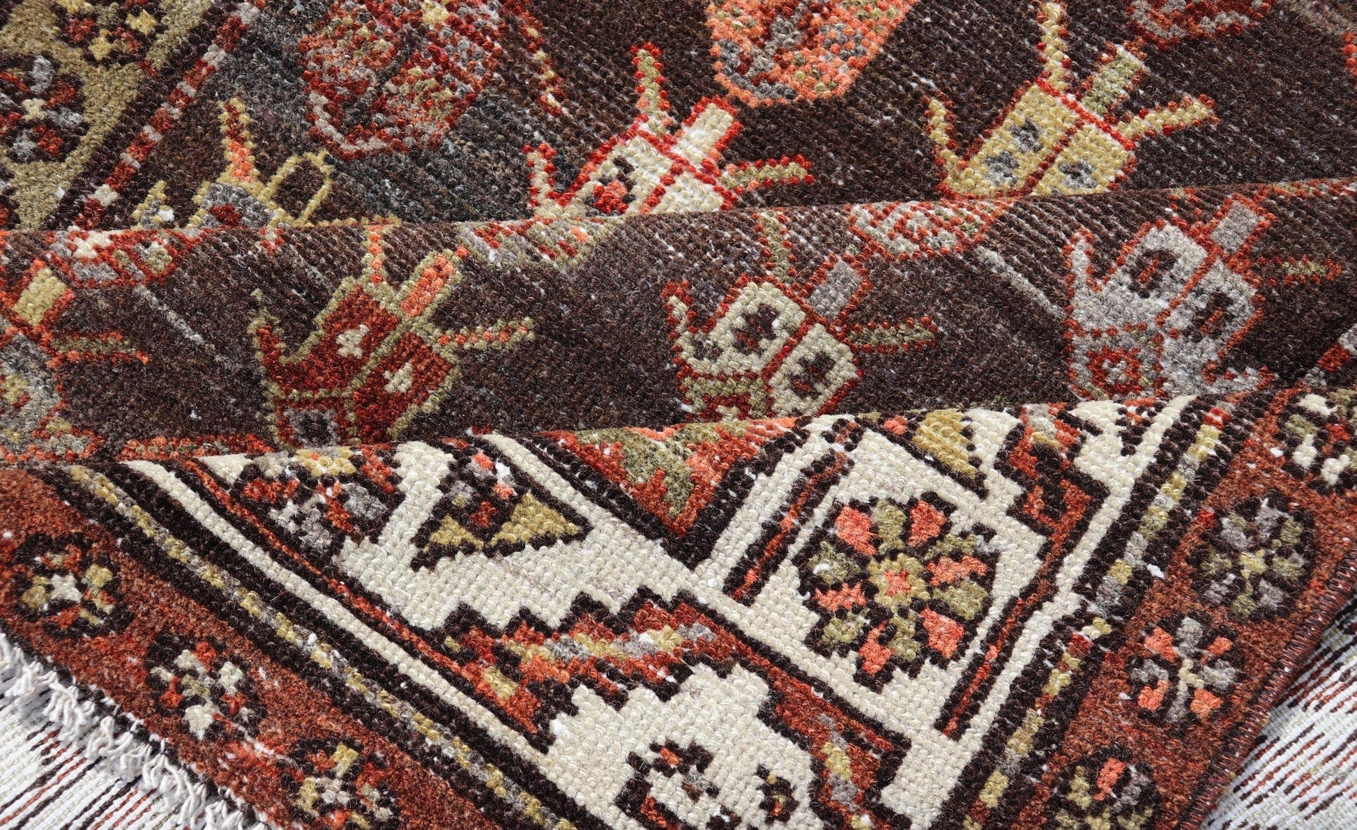 Antique Persian Hamadan Rug in Wool with All - Over Sub - Geometric Tribal Design. Keivan Woven Arts; rug W22 - 0101, country of origin / type: Iran / Hamadan, circa 1920. Measures: 3'7 x 7'3 This antique Persian Hamadan rug has been hand - knotted in w... - Keivan Woven ArtsW22 - 0101 - 18571Rug