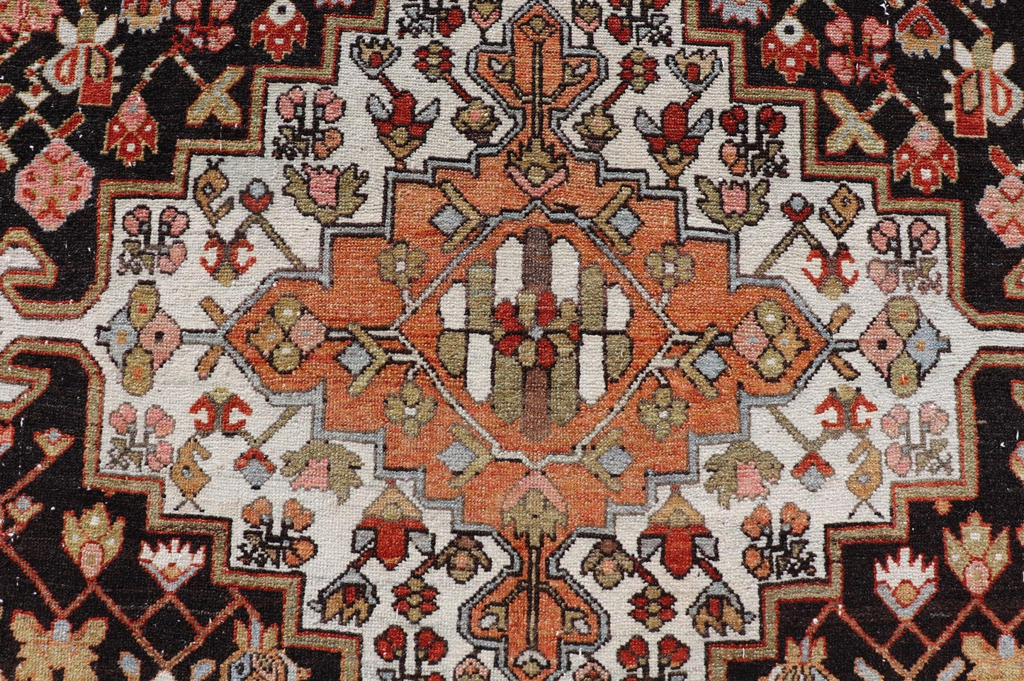 Antique Persian Tribal Design Bakhtiari Rug in Multi Colors Keivan Woven Arts. Keivan Woven Arts / rug W22 - 0202, country of origin / type: Iran / Bakhtiari, circa 1900 Measures: 6'0 x 12'0 Persian Bakhtiari rugs are in fact tribal pieces tha... - Keivan Woven ArtsW22 - 0202 - 19226Rug
