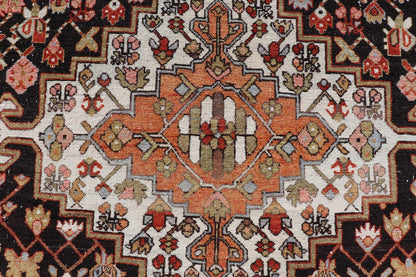 Antique Persian Tribal Design Bakhtiari Rug in Multi Colors Keivan Woven Arts. Keivan Woven Arts / rug W22 - 0202, country of origin / type: Iran / Bakhtiari, circa 1900 Measures: 6'0 x 12'0 Persian Bakhtiari rugs are in fact tribal pieces tha... - Keivan Woven ArtsW22 - 0202 - 19226Rug