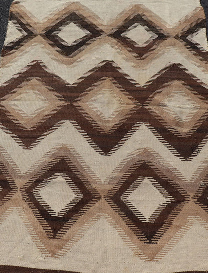 Measures: 3'9 x 5'7 American Navajo Rug with Geometric Diamond All - Over Design in Tan, Brown, Cream. Keivan Woven Arts / rug W22 - 0901, country of origin / type: United States of America / Navajo, circa early - 20th Century. This intriguing vin... - Keivan Woven ArtsW22 - 0901 - 21367