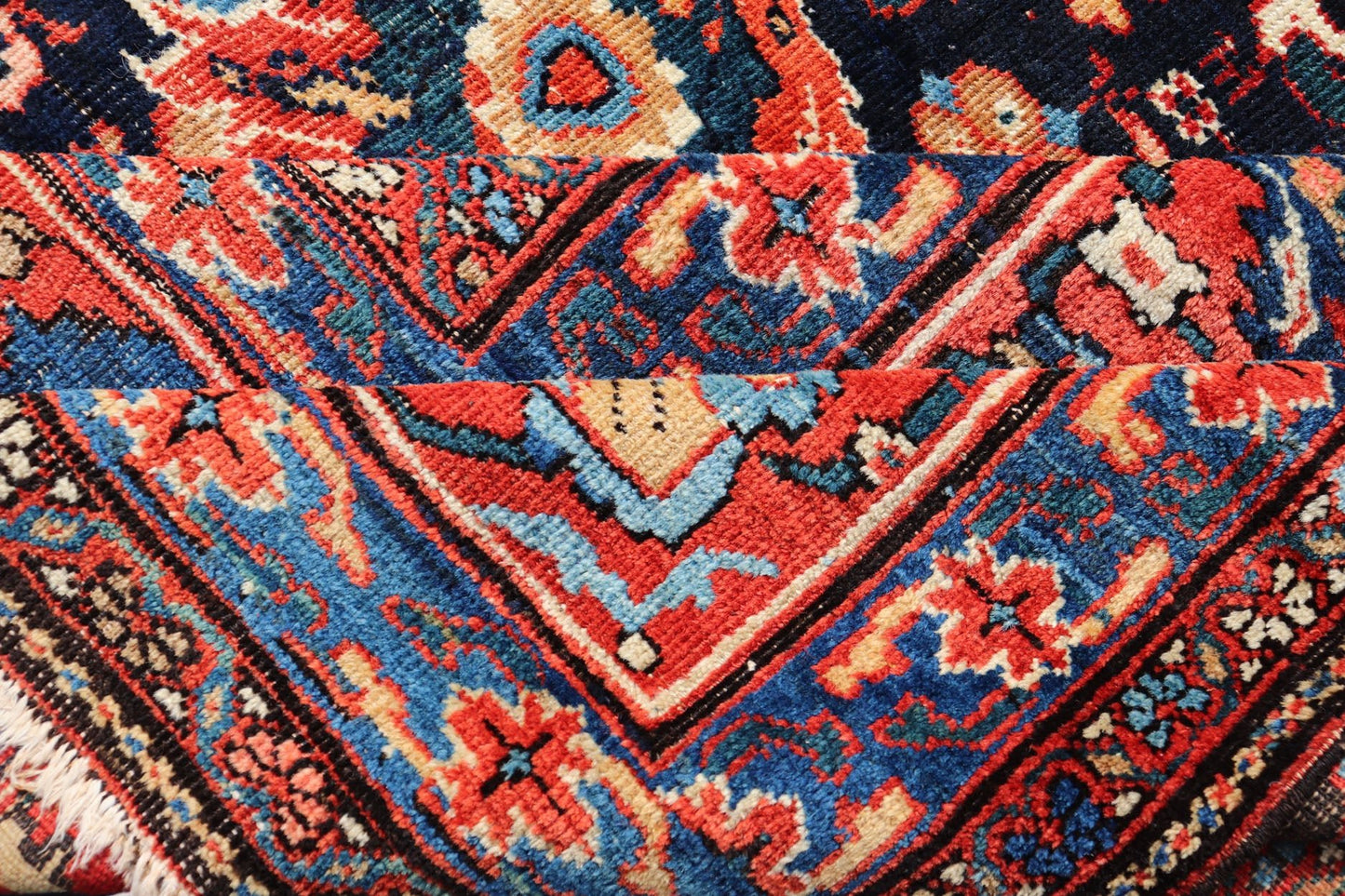 Measures: 13'8 x 18'0 Antique Persian Sultanabad - Mahal Rug with Dark Navy Field and Multi Colors. Keivan Woven Arts / rug W22 - 1103, country of origin / type: Iran / Sultanabad, circa 1880s This antique Persian Sultanabad Mahal rug (circa 1880s) ... - Keivan Woven ArtsW22 - 1103 - 21663Rug