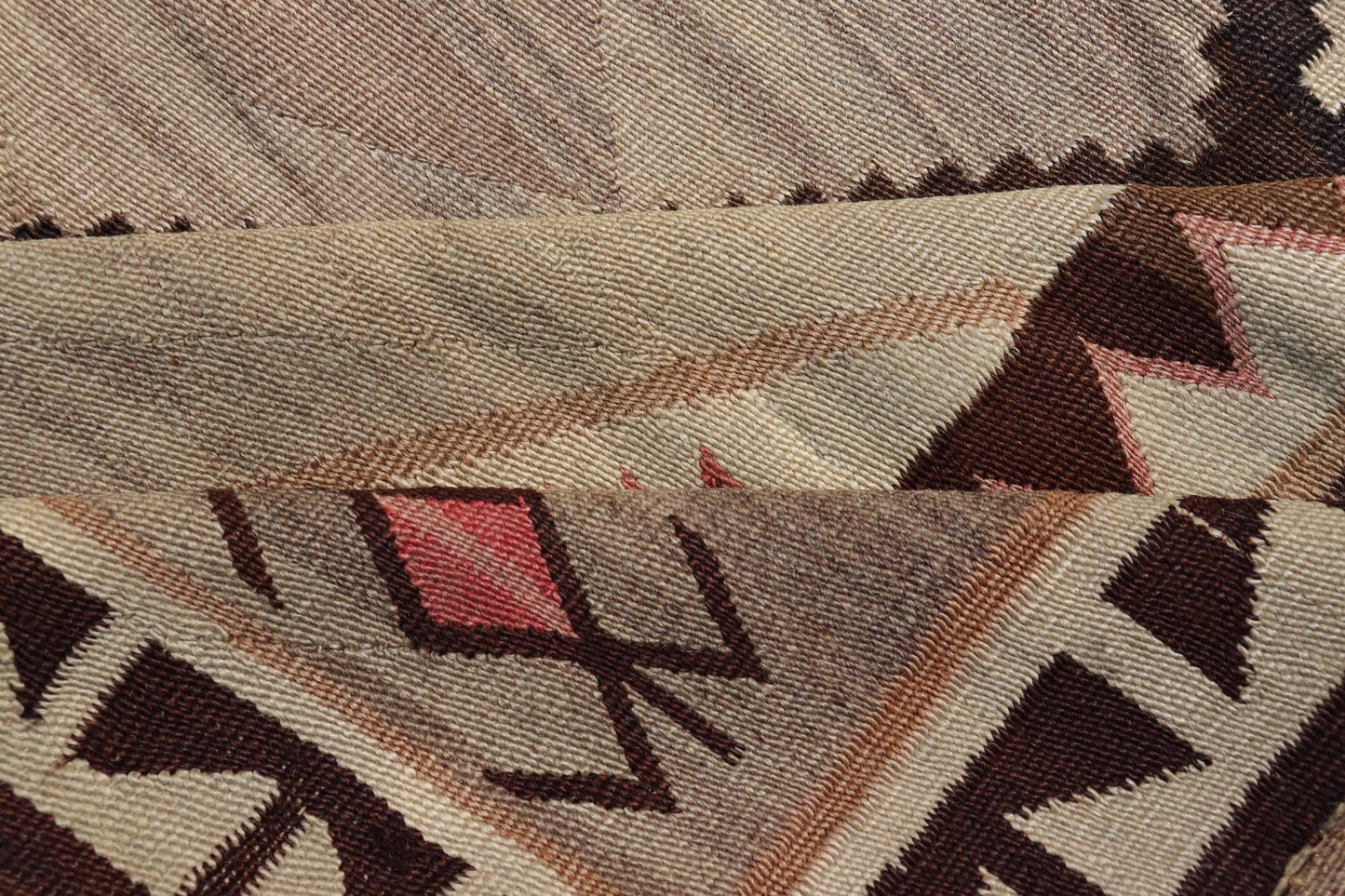 Vintage Large hand Woven Navajo Rug in Gray, Ivory, Black, Brown's, and Red. Keivan Woven Arts rug X23 - 0107, country of origin / type: America / Navajo, circa 1930 Measures: 4'4 x 6'3 This intriguing vintage Navajo rug was woven in the Navajo ar... - Keivan Woven ArtsX23 - 0107 - 23524Rug