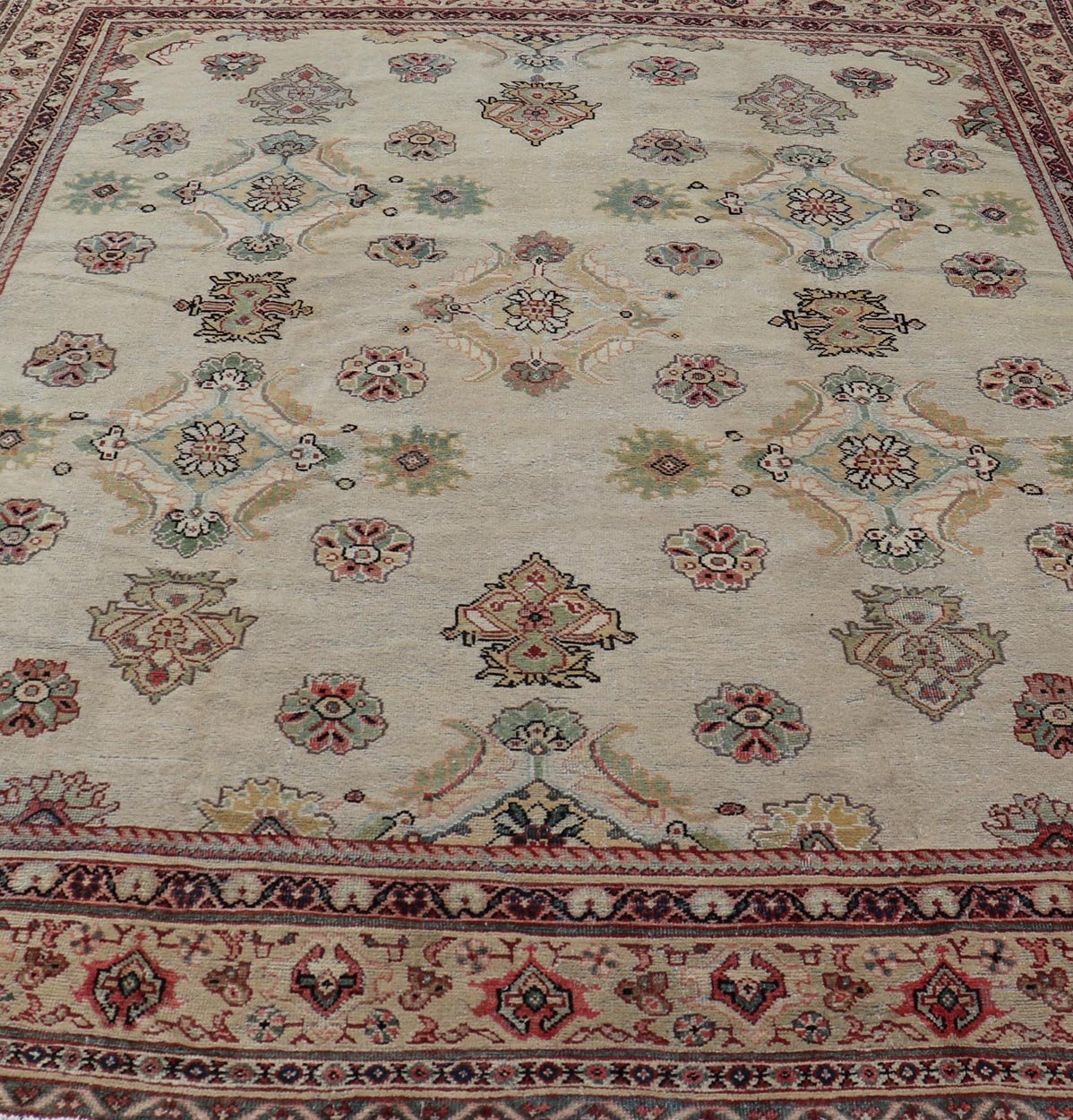 Ivory Background Antique Persian Sultanabad - Mahal Rug with Sub - Geometric Design. Antique Persian Sultanabad - Mahal Rug. Keivan Woven Arts / rug/ X23 - 0202, country of origin / type: Persian / Sultanabad, circa Early - 20th Century. Measures:... - Keivan Woven ArtsX23 - 0202 - 21687