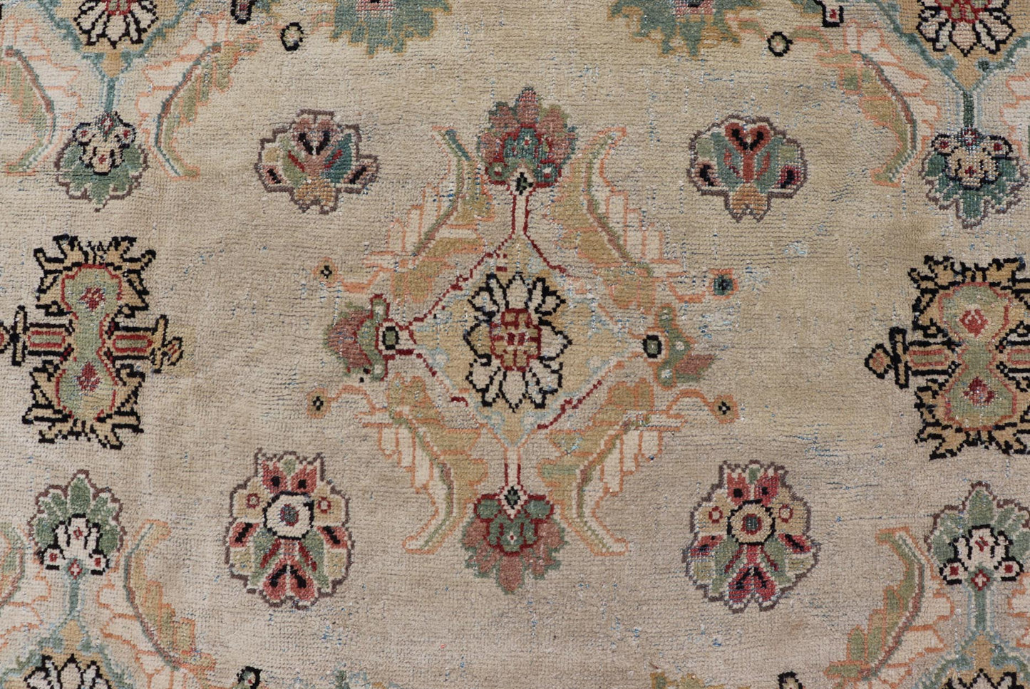 Ivory Background Antique Persian Sultanabad - Mahal Rug with Sub - Geometric Design. Antique Persian Sultanabad - Mahal Rug. Keivan Woven Arts / rug/ X23 - 0202, country of origin / type: Persian / Sultanabad, circa Early - 20th Century. Measures:... - Keivan Woven ArtsX23 - 0202 - 21687