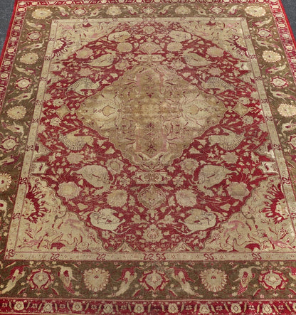 Very fine Mogul carpet from 18th century made in Agra area in India - Keivan Woven ArtsX23 - 0304 - 23541Rug