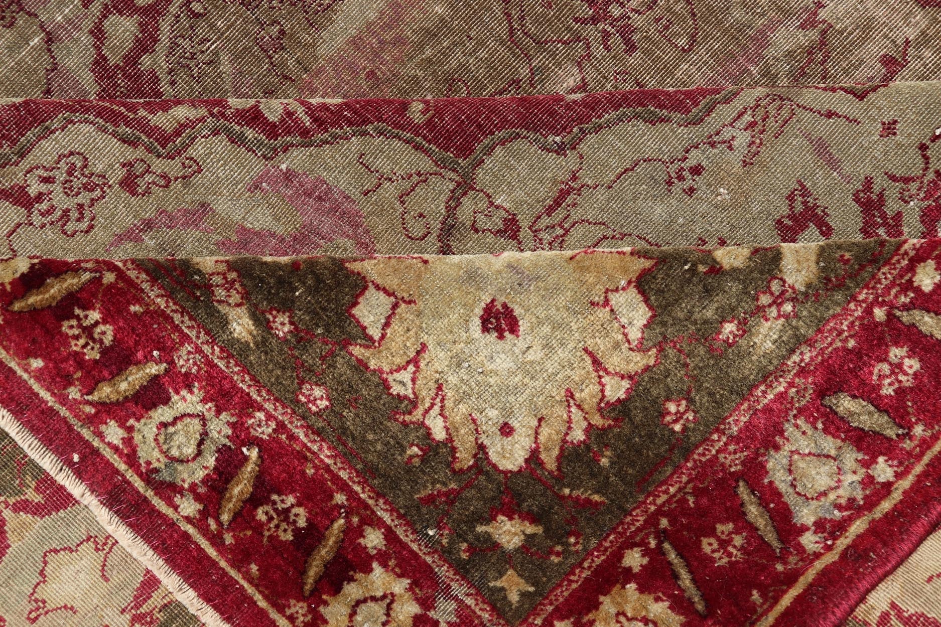 Very fine Mogul carpet from 18th century made in Agra area in India - Keivan Woven ArtsX23 - 0304 - 23541Rug