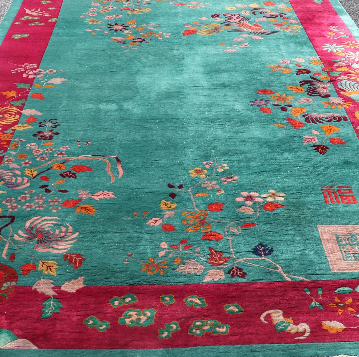 Chinese Art Deco Rug with Large Vining Flowers Keivan Woven Arts. Keivan Woven Arts / rug X23 - 1002, country of origin / type: China / Art Deco, circa 1920. Measures: 9'6 x 13'5 Alive with color, this beautiful antique Art Deco Chinese rug (circa... - Keivan Woven ArtsX23 - 1002 - 25612Rug