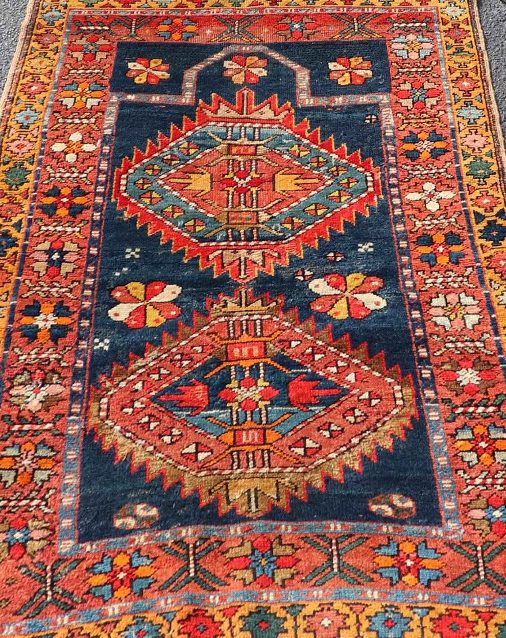 N.W. Persian Rug with Geometric Medallion with Florals Keivan Woven Arts. Keivan Woven Arts / X23 - 1210 - 344, country of origin / type: Iran / N.W. Persian, circa 1900. Measures: 2'10 x 4'6 The elegant medallion design in the field consists of... - Keivan Woven ArtsX23 - 1210 - 344 - 25653Rug