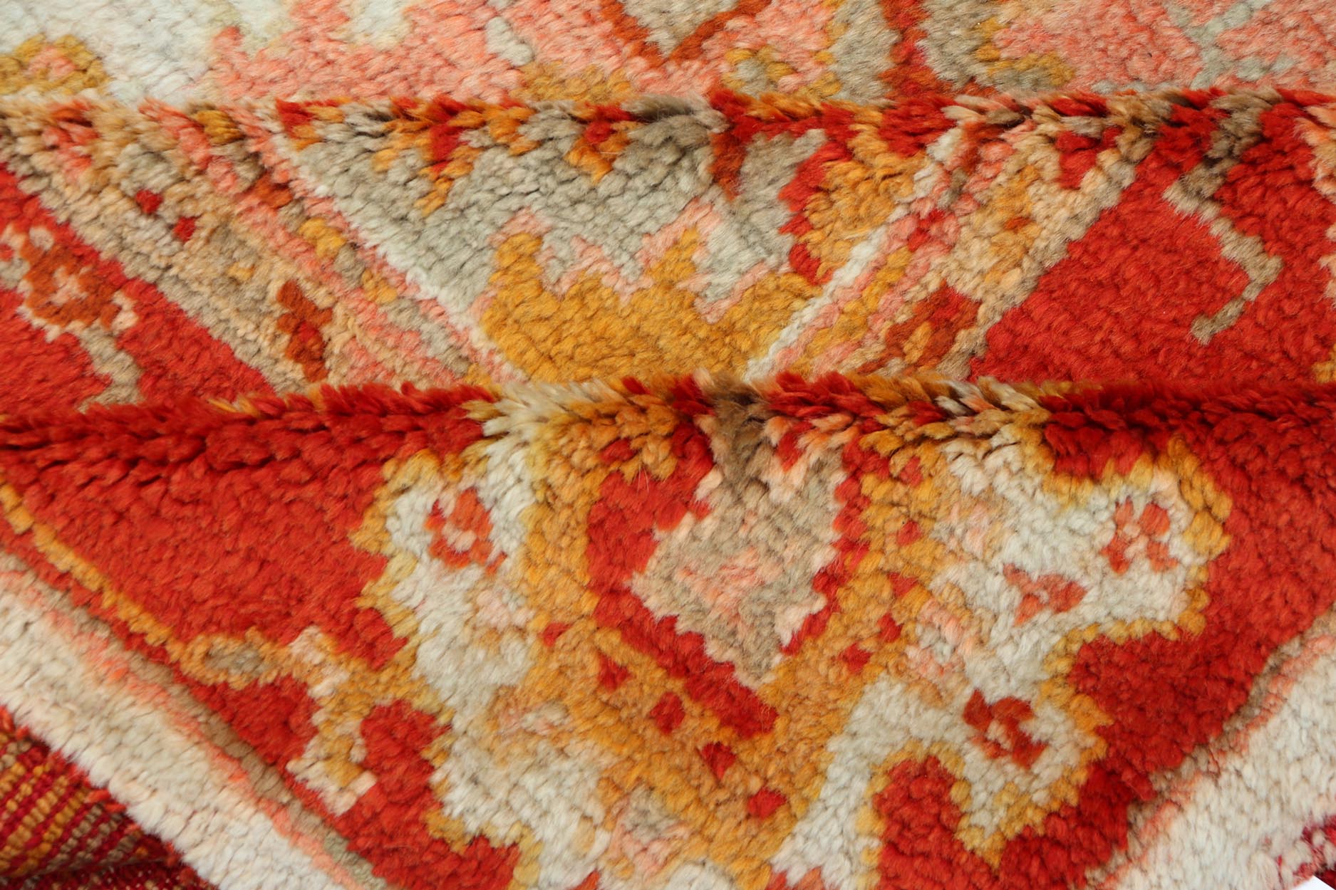 Antique Turkish Oushak with Elegant Motifs in Red, Ivory, Gold and Salmon Pink. Keivan Woven Arts / rug ZBH - 15051, country of origin / type: Turkey / Oushak, circa Early - 20th century Measures: 7 x 9'8. This beautiful antique Turkish Oushak rug fr... - Keivan Woven ArtsZBH - 15051 - 8361